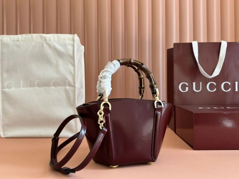 Versatile Gucci Top Handle Bags 64782