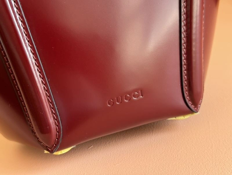 Versatile Gucci Top Handle Bags 64782