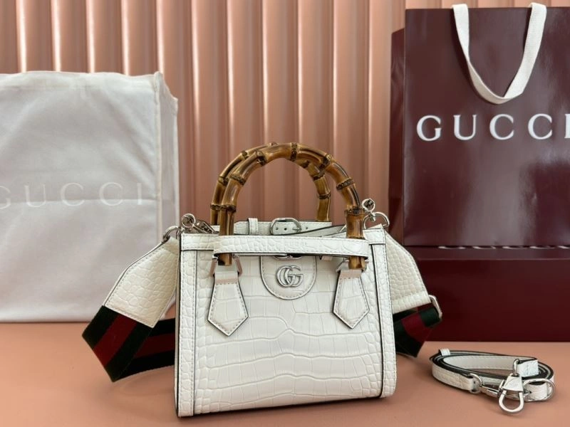 Vibrant Gucci Top Handle Bags 64768