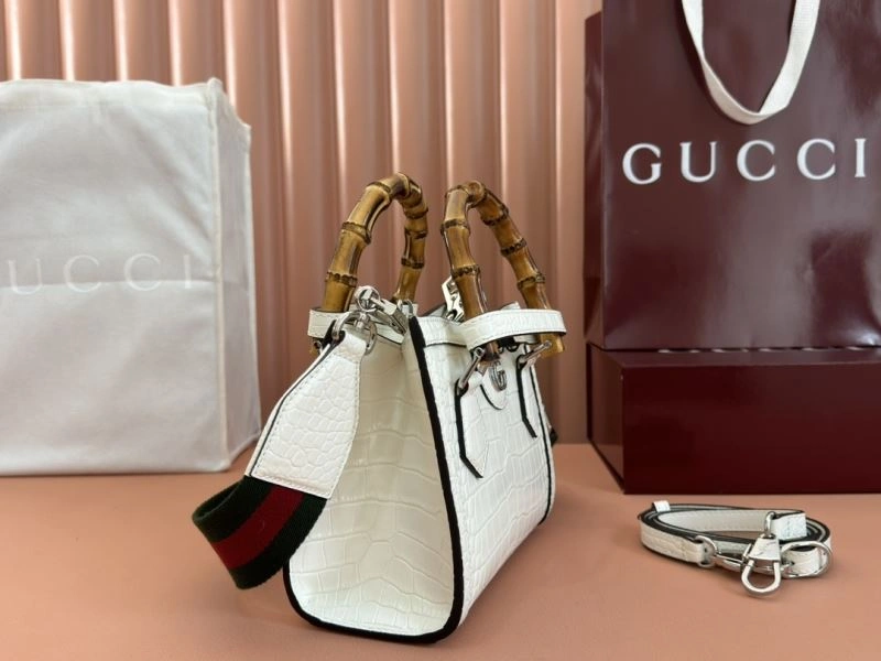 Vibrant Gucci Top Handle Bags 64768