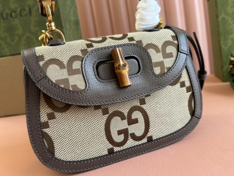 Neat Gucci Top Handle Bags 49592