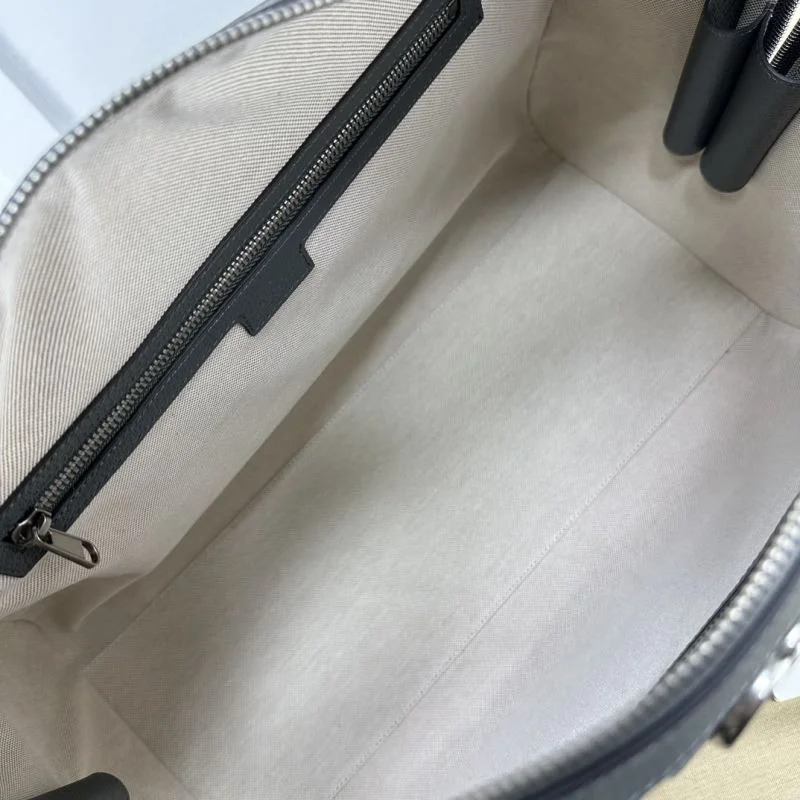 Gucci Travel Bags Stretchable 37577