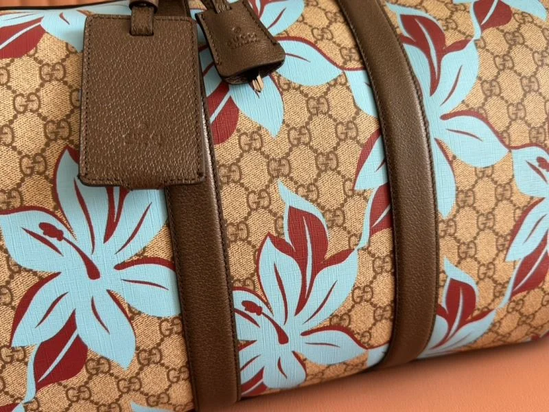 ZipUp Gucci Travel Bags 49567