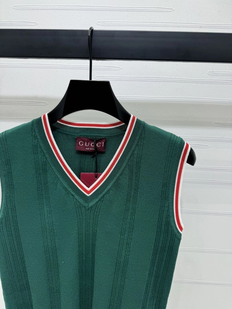 Gucci Vest MultiPurpose 124536