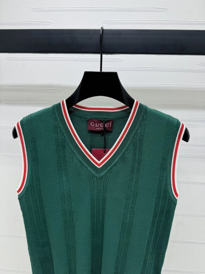 Gucci Vest MultiPurpose 124536