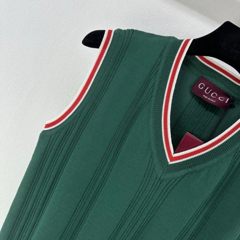 Neat Gucci Vest 124263