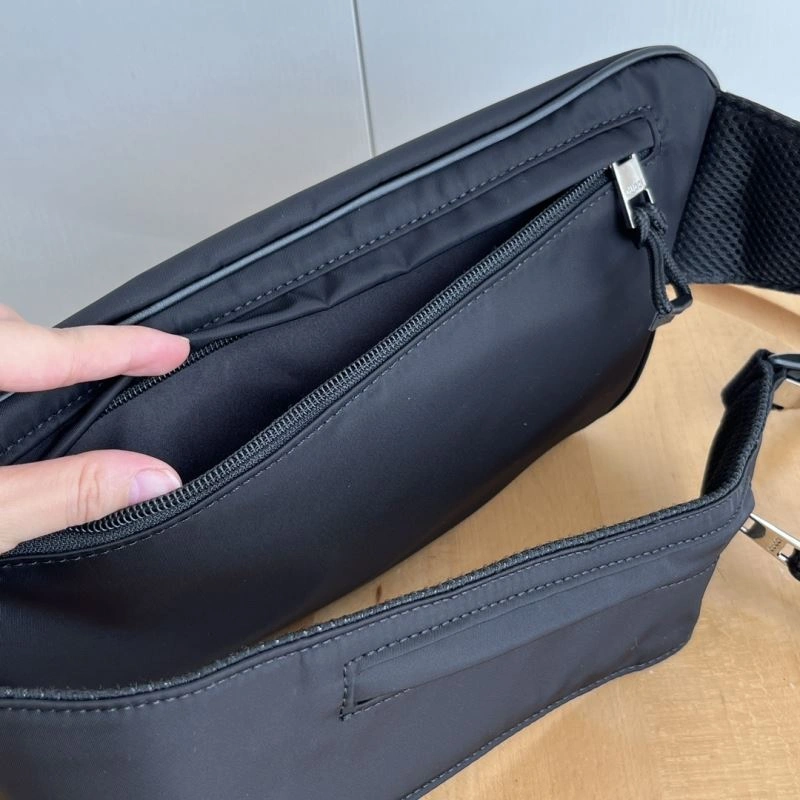 Sporty Gucci Waist Chest Packs 80698