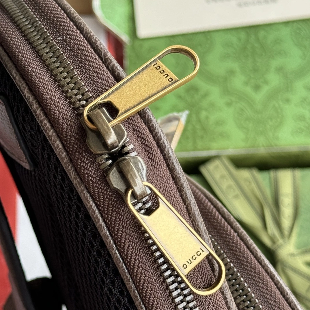 Gucci Waist Chest Packs Cozy 72243