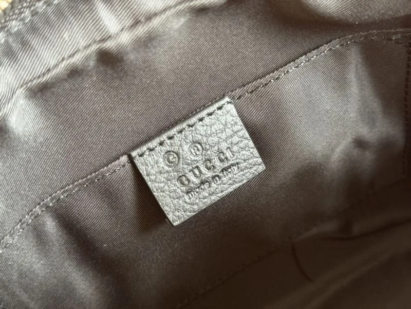 Resilient Gucci Waist Chest Packs 49569