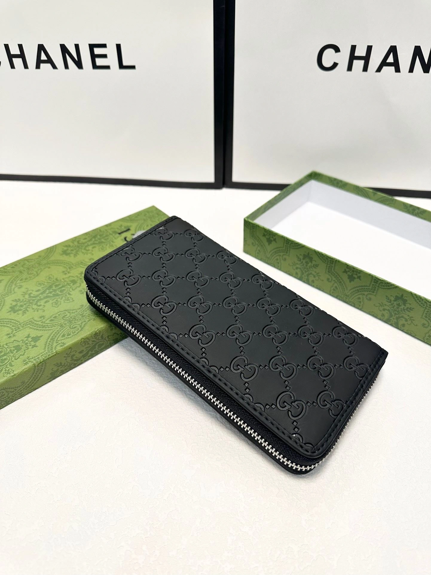 Gucci Wallets Purse Minimalist 93096