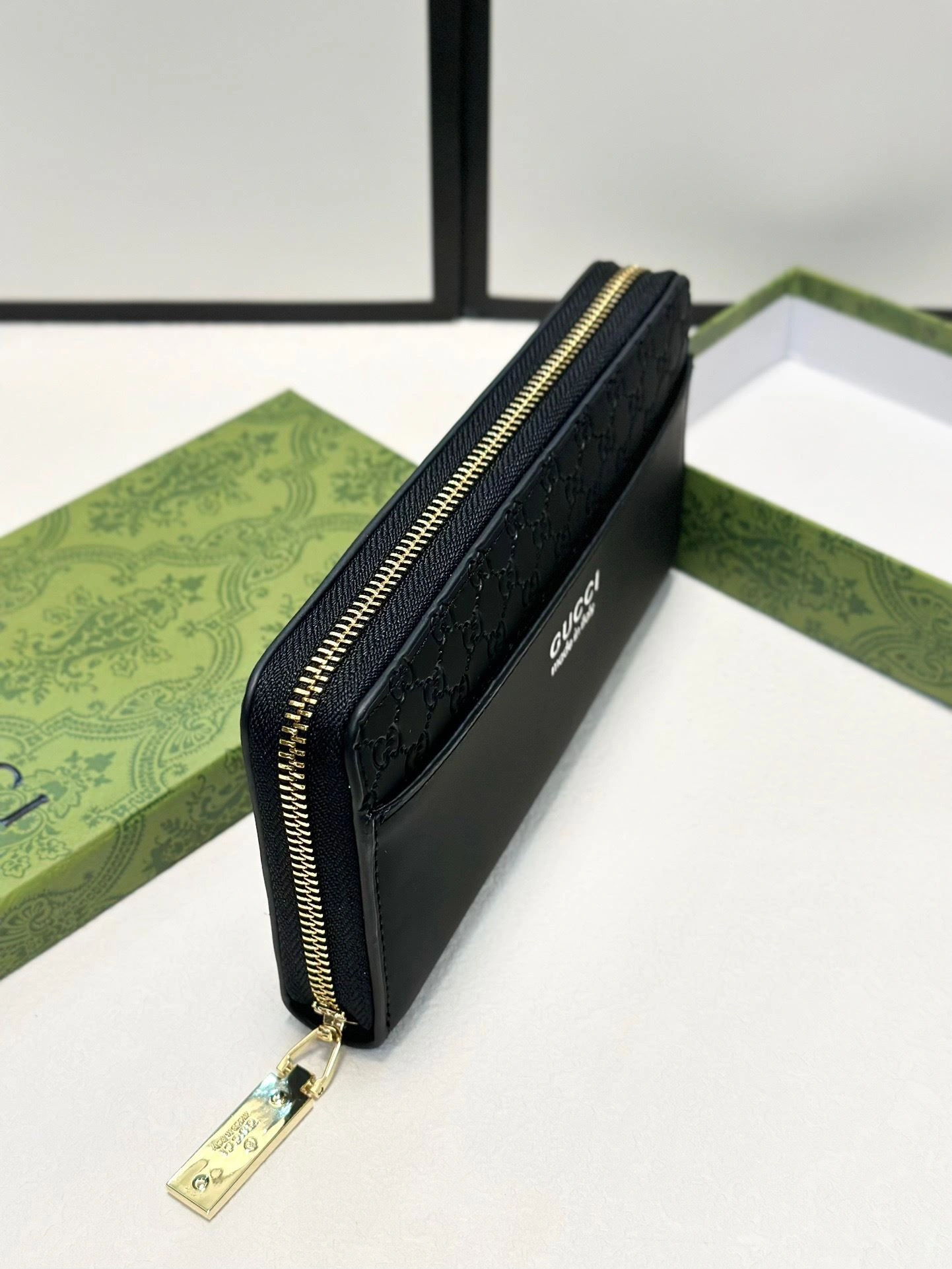 Vibrant Gucci Wallets Purse 93094