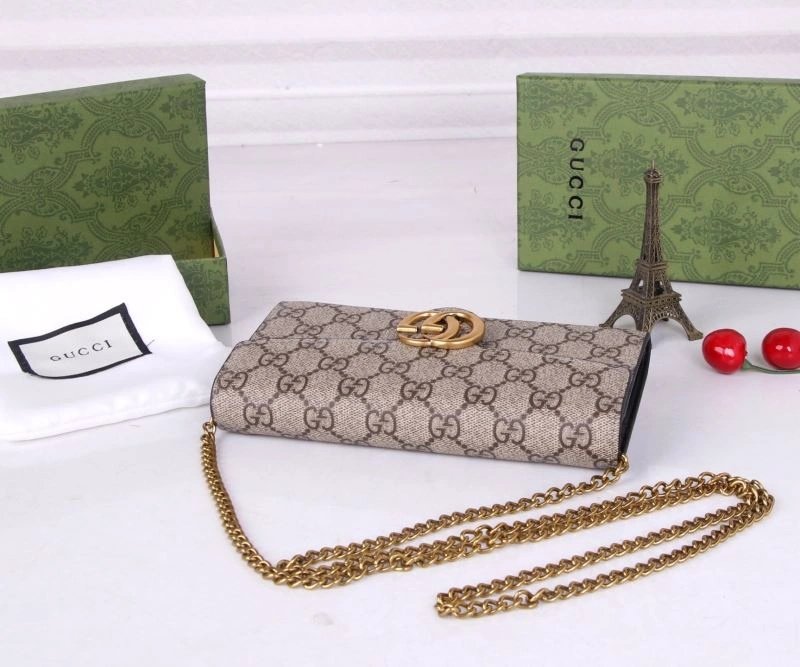 Sporty Gucci Wallets Purse 88130