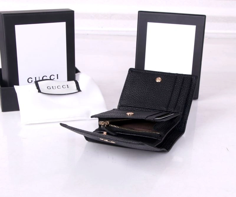 Gucci Wallets Purse WeatherProof 88148