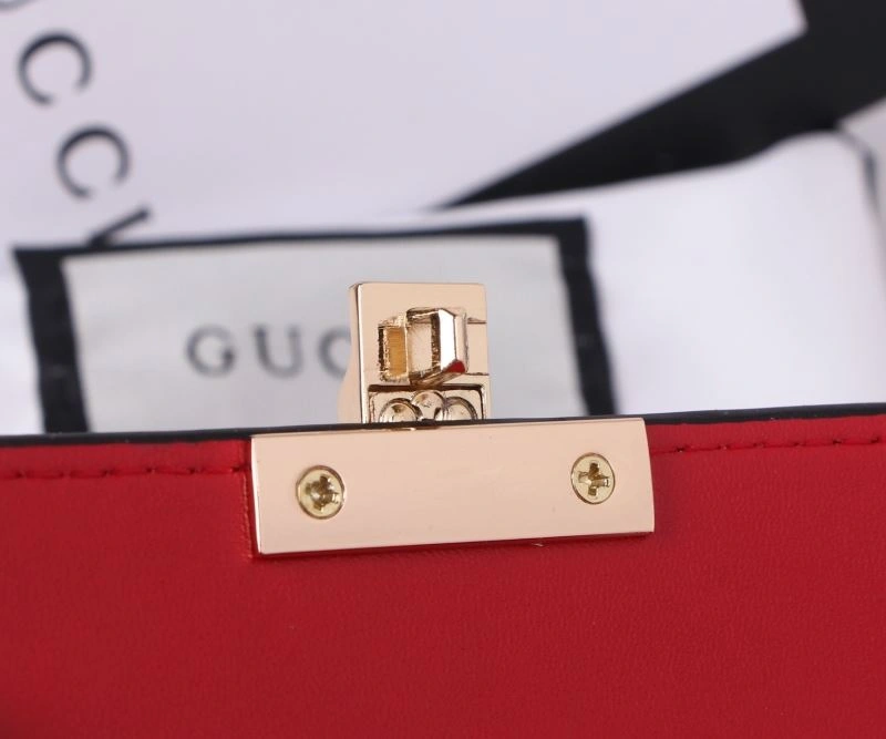 Gucci Wallets Purse WeatherProof 88121