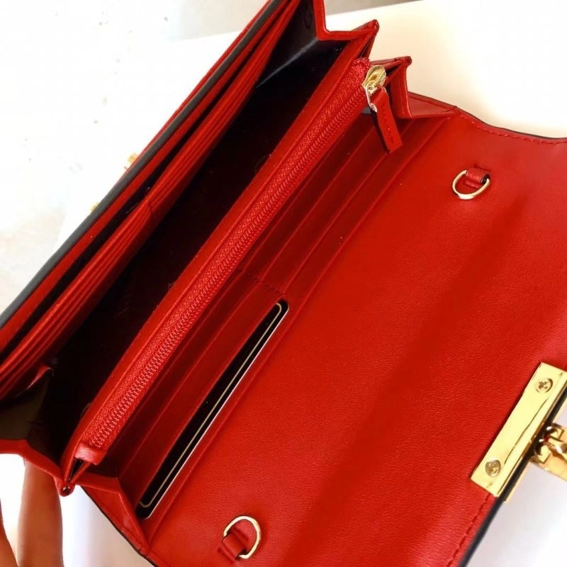 Sleek Gucci Wallets Purse 88111