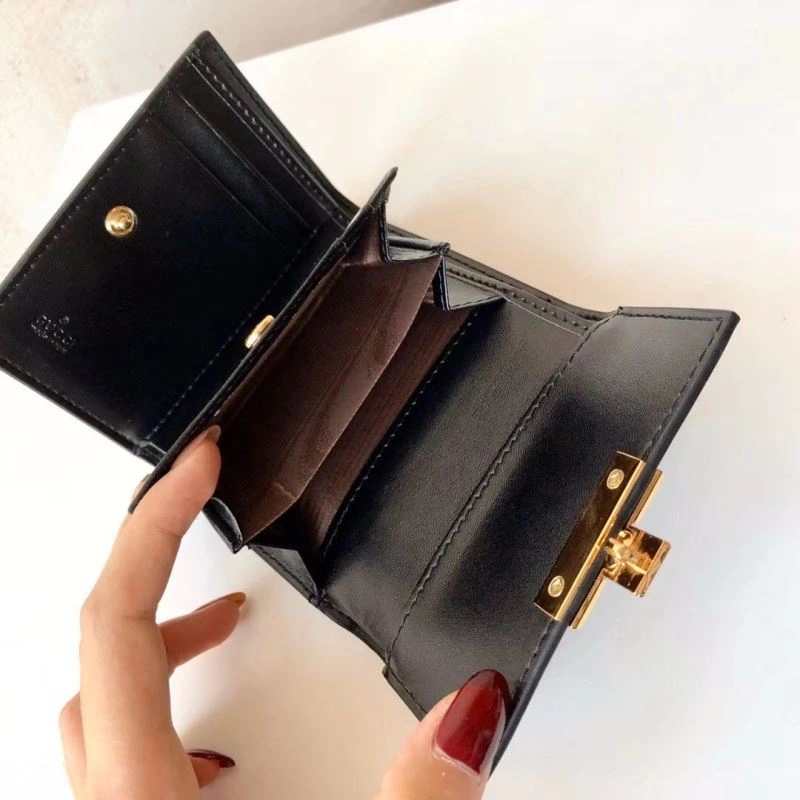 Gucci Wallets Purse Elegant 88105