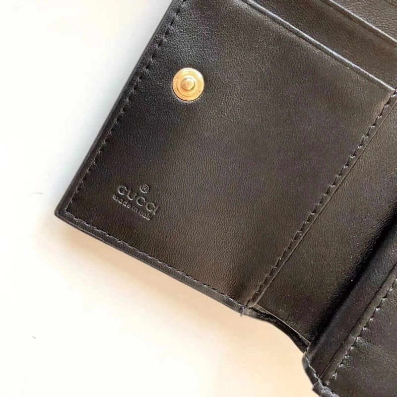 Gucci Wallets Purse Elegant 88105