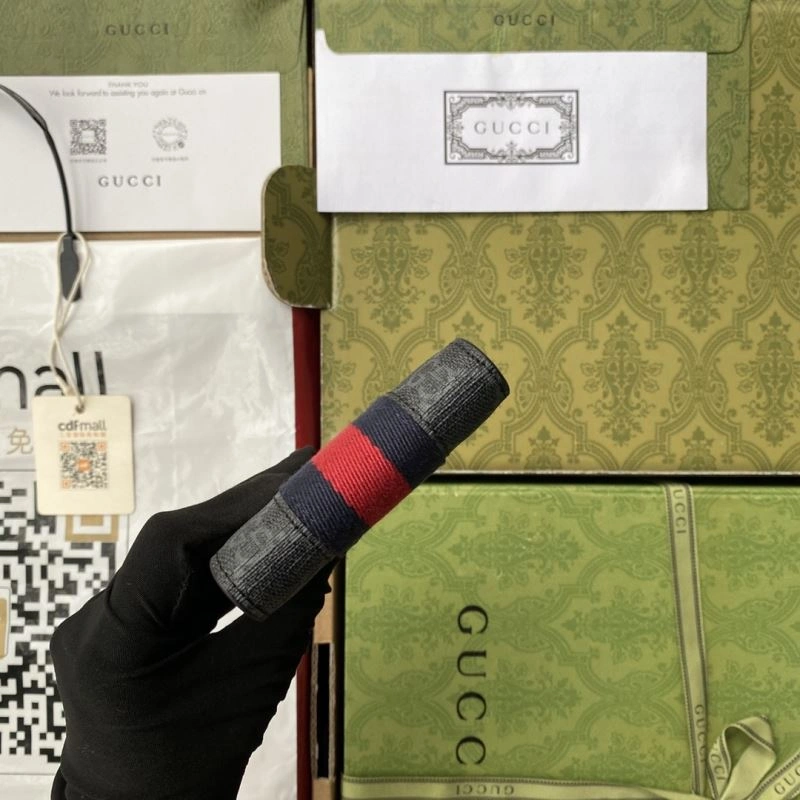 Gucci Wallets Purse Resilient 73413