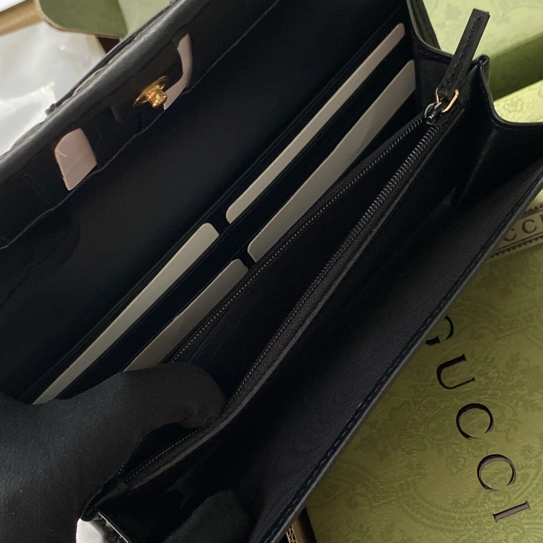 Seasonal Gucci Wallets Purse 72218
