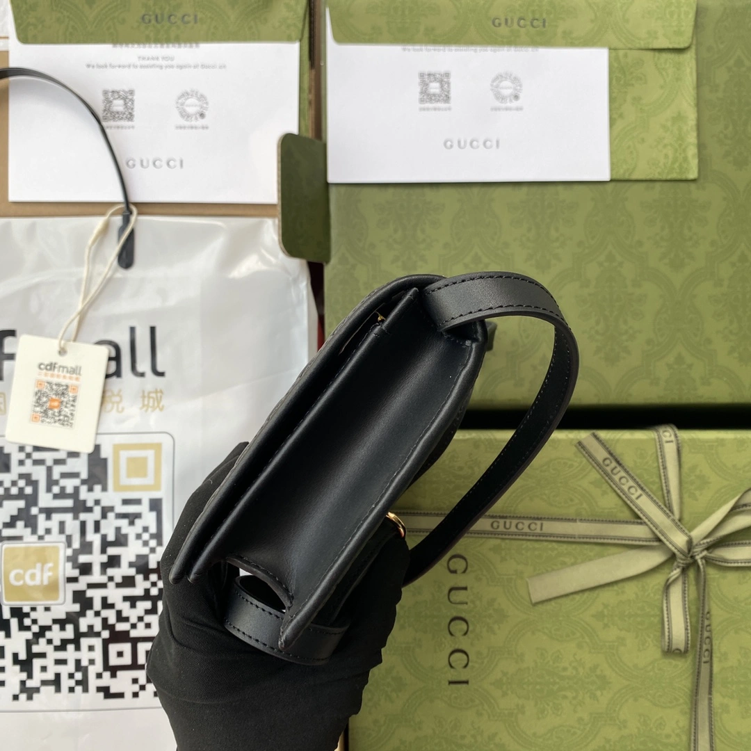 QuickDry Gucci Wallets Purse 72253