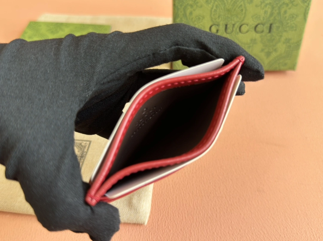 Gucci Wallets Purse FastDry 72242