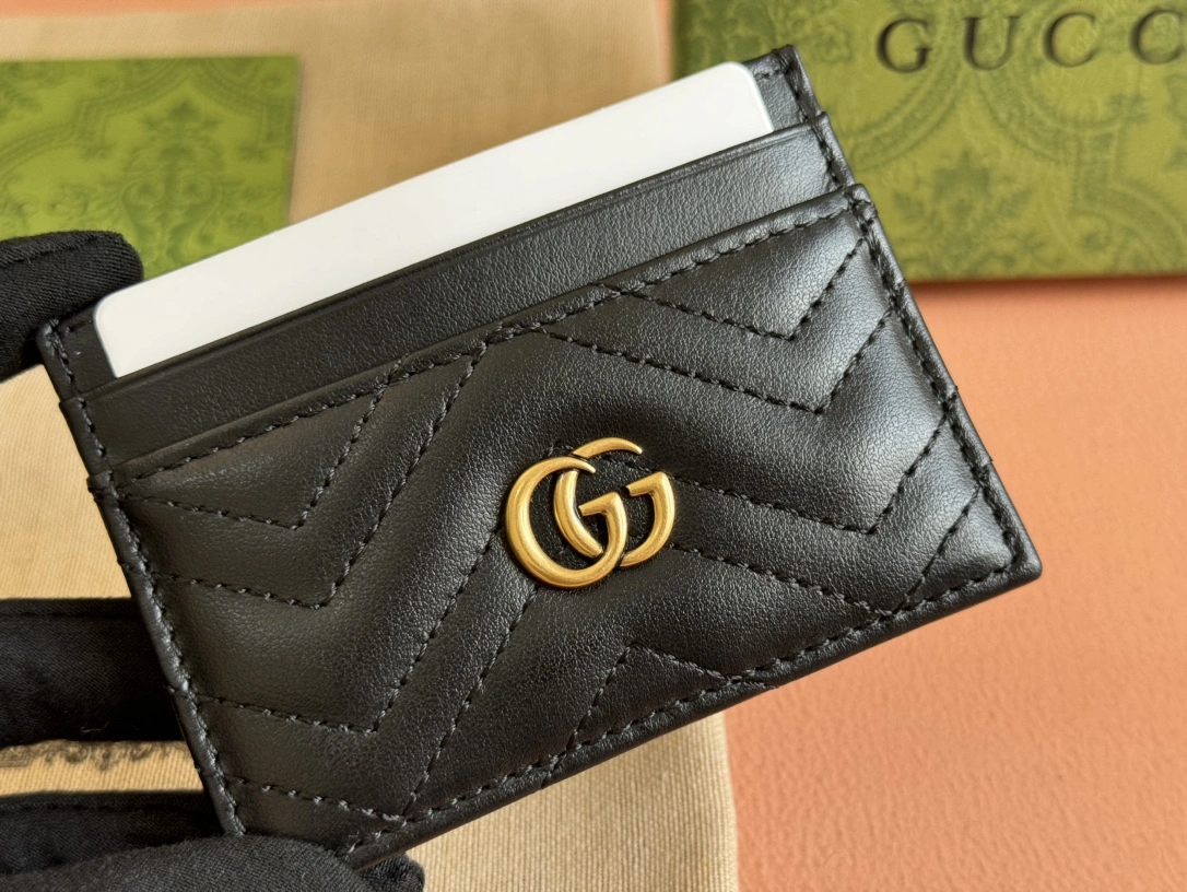 Snug Gucci Wallets Purse 72241