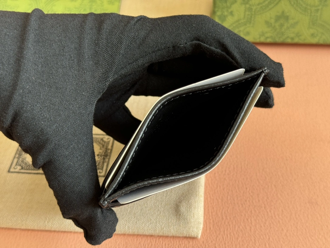 Snug Gucci Wallets Purse 72241