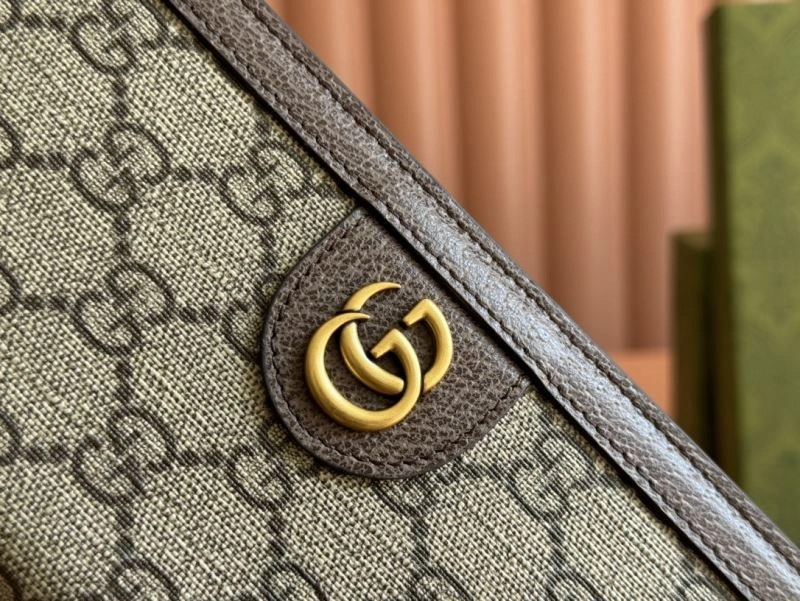 Gucci Wallets Purse Lightweight 64833