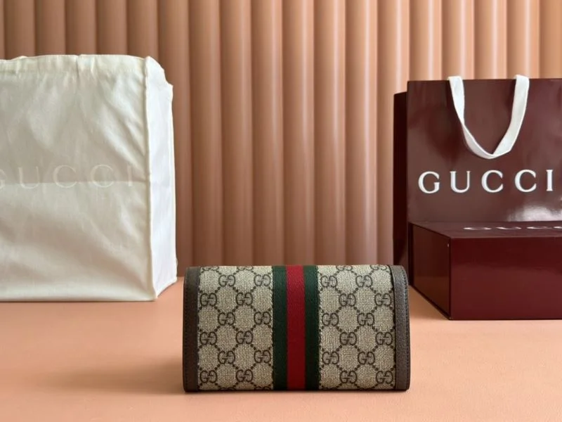 Compact Gucci Wallets Purse 49540