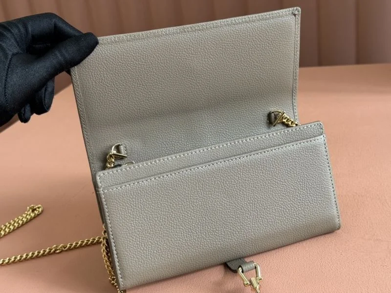 WeatherProof Gucci Wallets Purse 49543