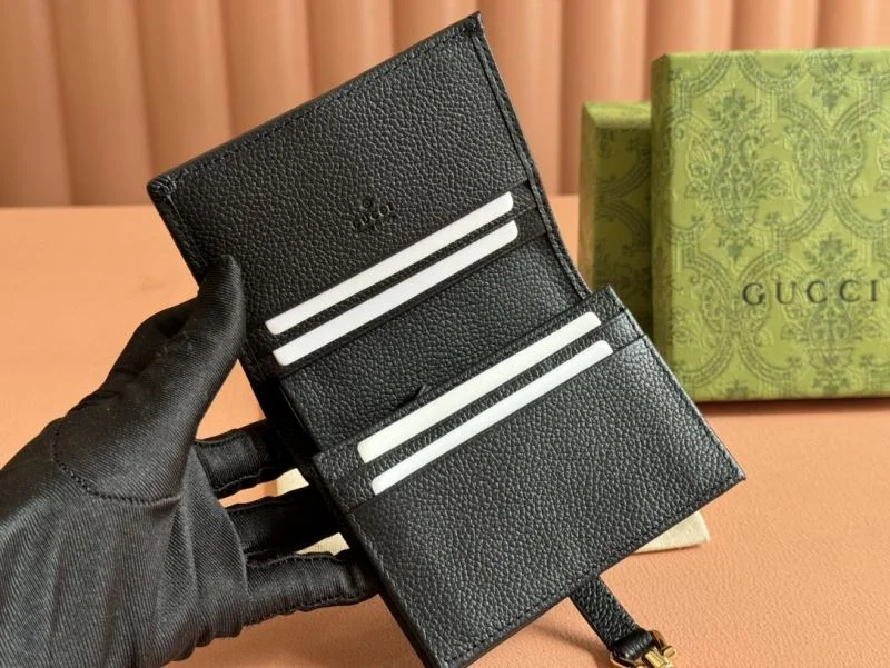 Gucci Wallets Purse Flexible 49565