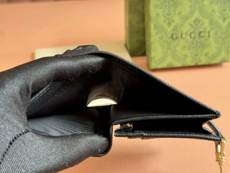 Gucci Wallets Purse Flexible 49565