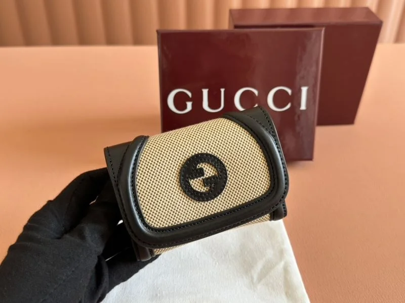 Gucci Wallets Purse ComfortFit 49561