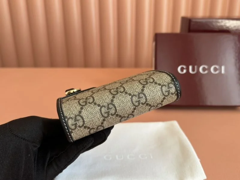 Compact Gucci Wallets Purse 49522