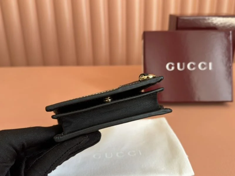 Compact Gucci Wallets Purse 49522