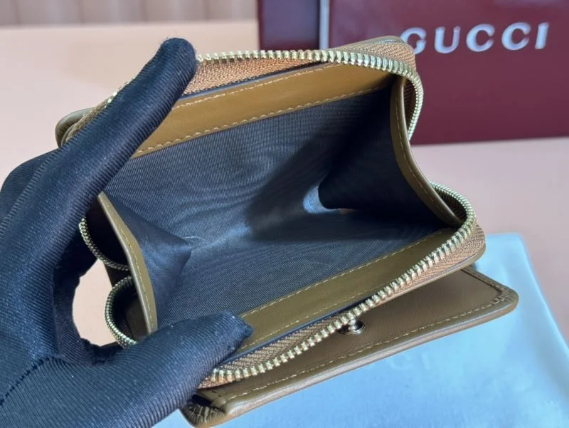 Gucci Wallets Purse Chic 49517