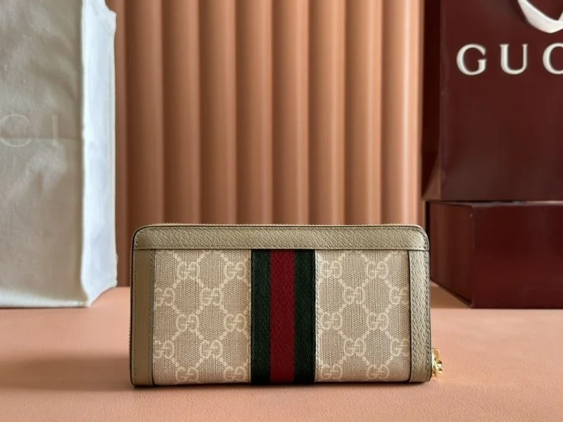 Gucci Wallets Purse Versatile 49503
