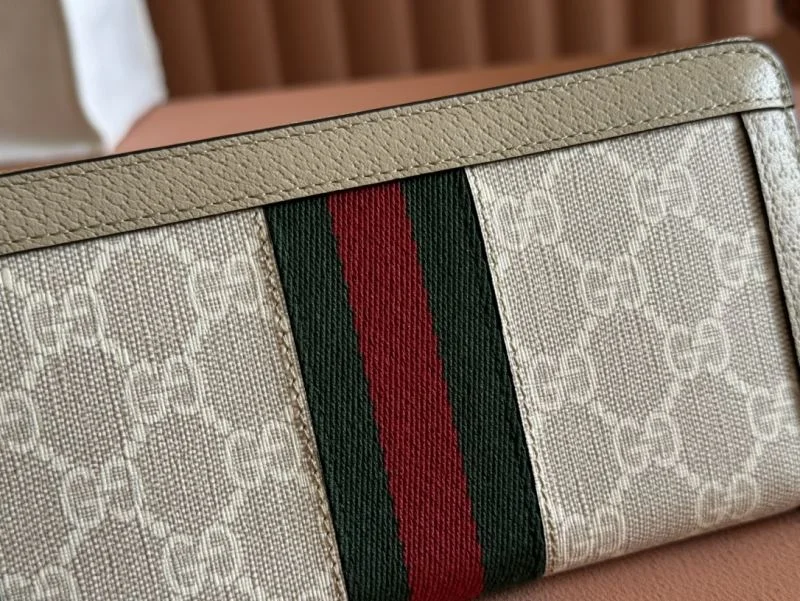 Gucci Wallets Purse Versatile 49503