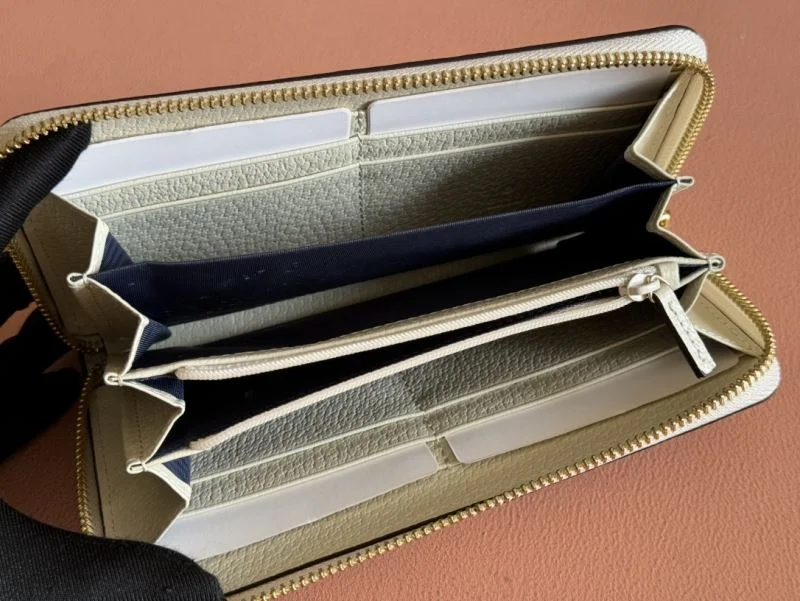 Gucci Wallets Purse Contemporary 49515