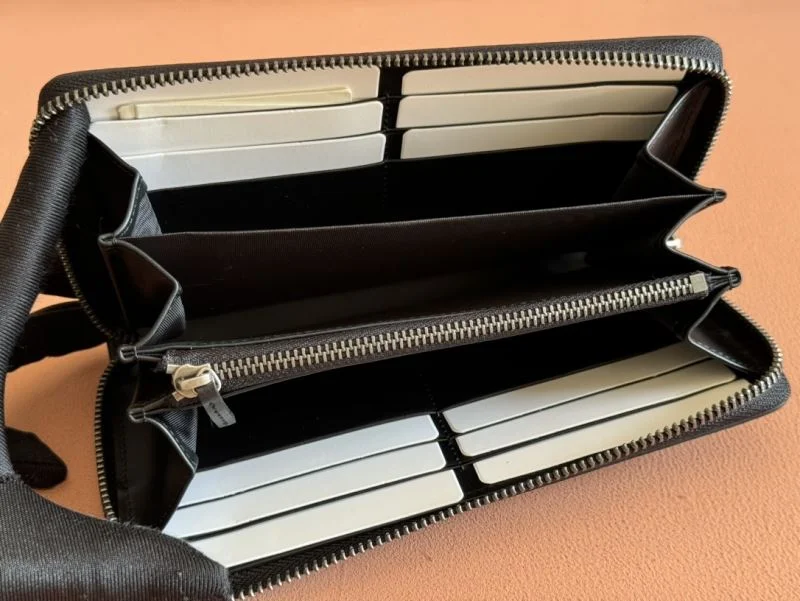 Minimalist Gucci Wallets Purse 49500