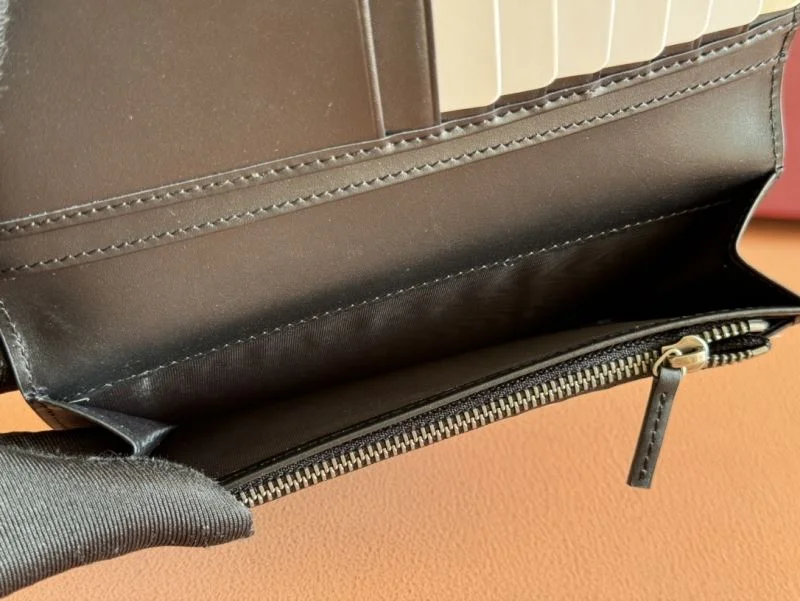 Gucci Wallets Purse Comfortable 49498