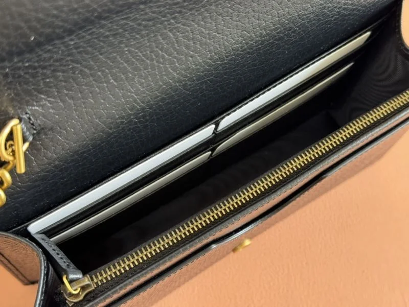 HighPerformance Gucci Wallets Purse 49482