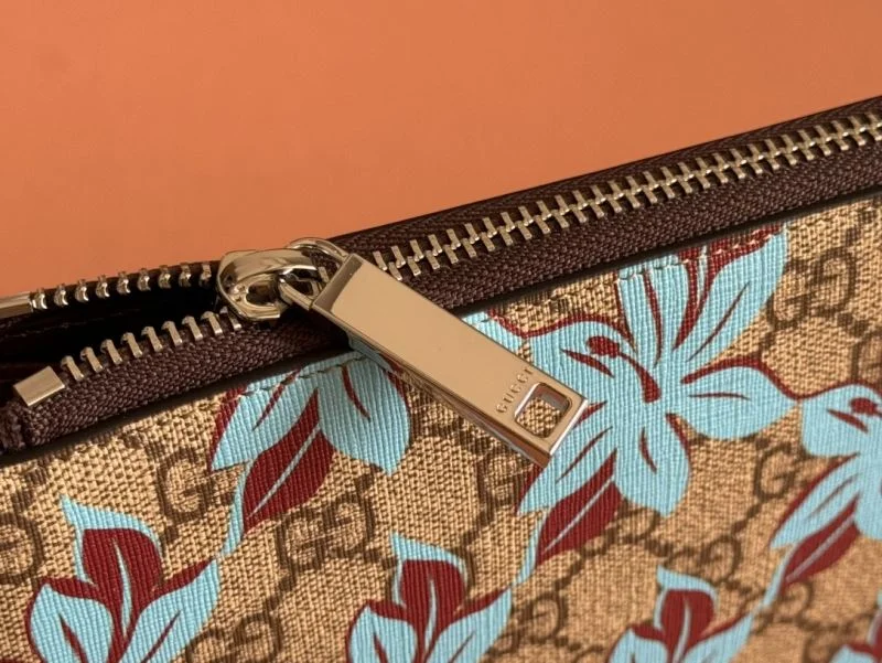Gucci Wallets Purse Classic 49486