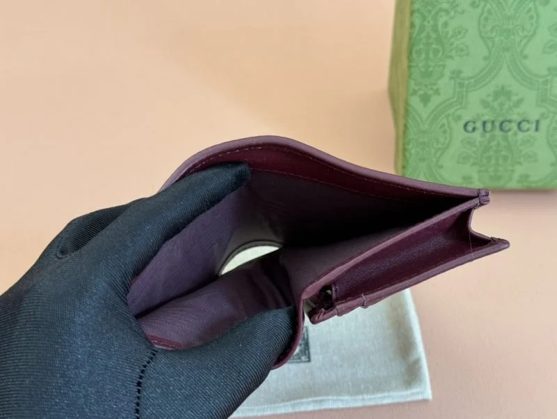Vibrant Gucci Wallets Purse 49471