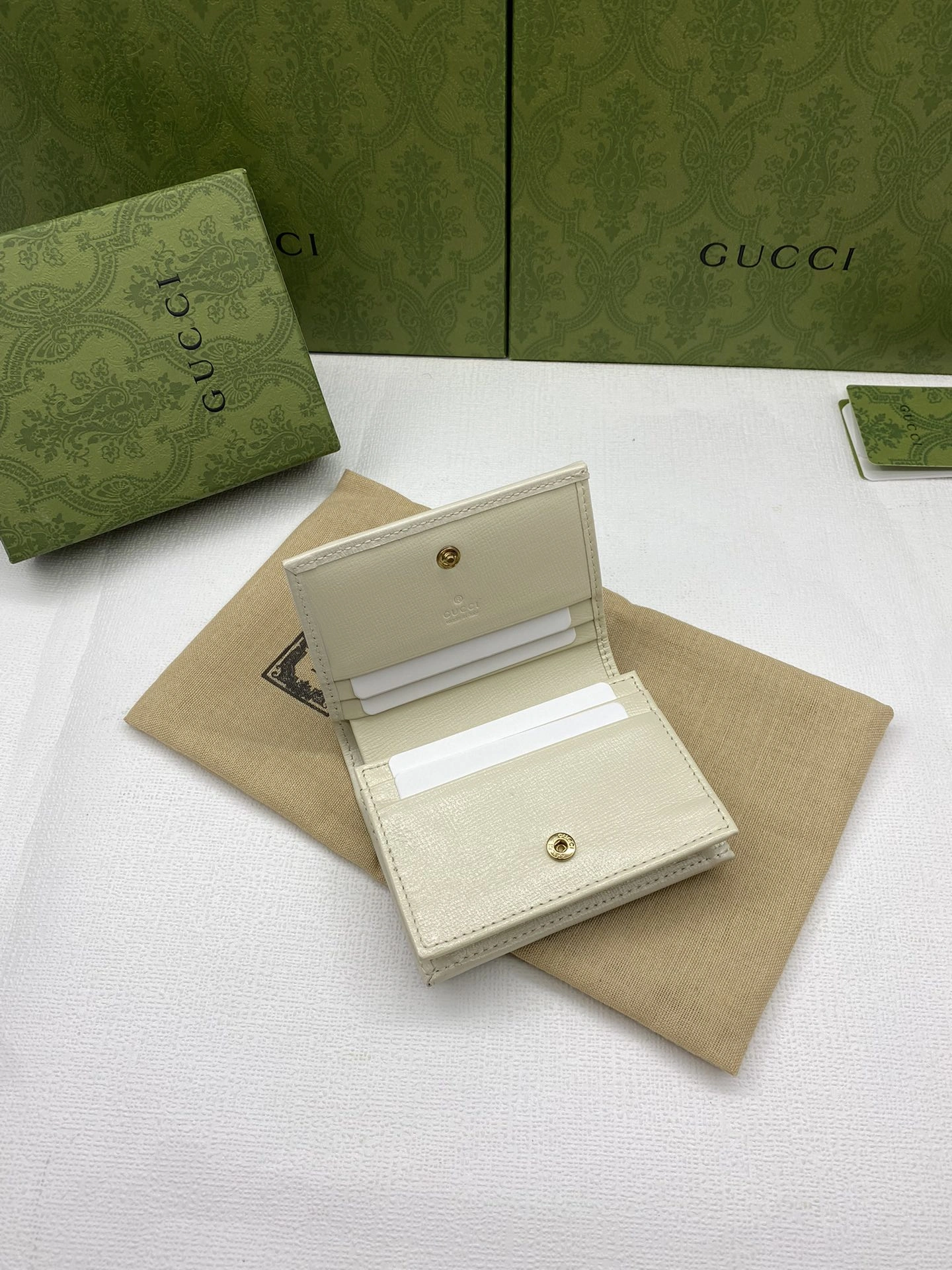 Gucci Wallets Purse Practical 56933