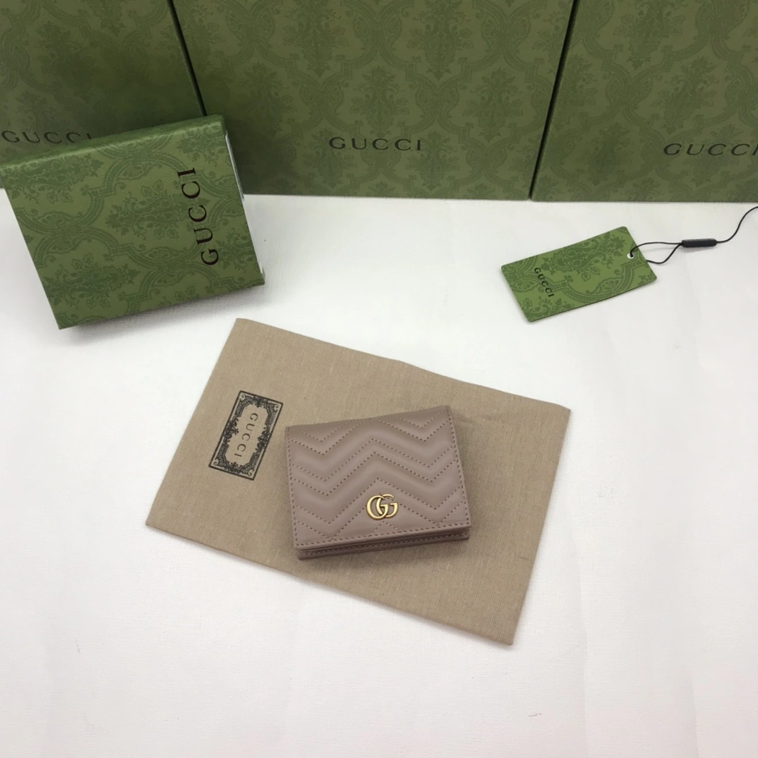 Gucci Wallets Purse Flexible 56895