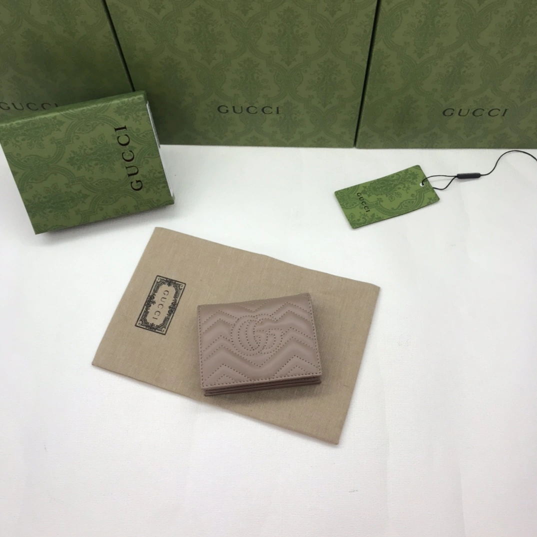 Gucci Wallets Purse Flexible 56895