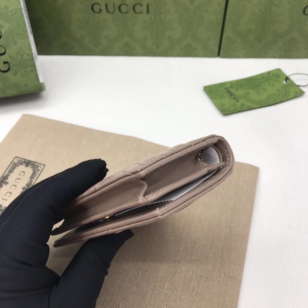 Gucci Wallets Purse Flexible 56895