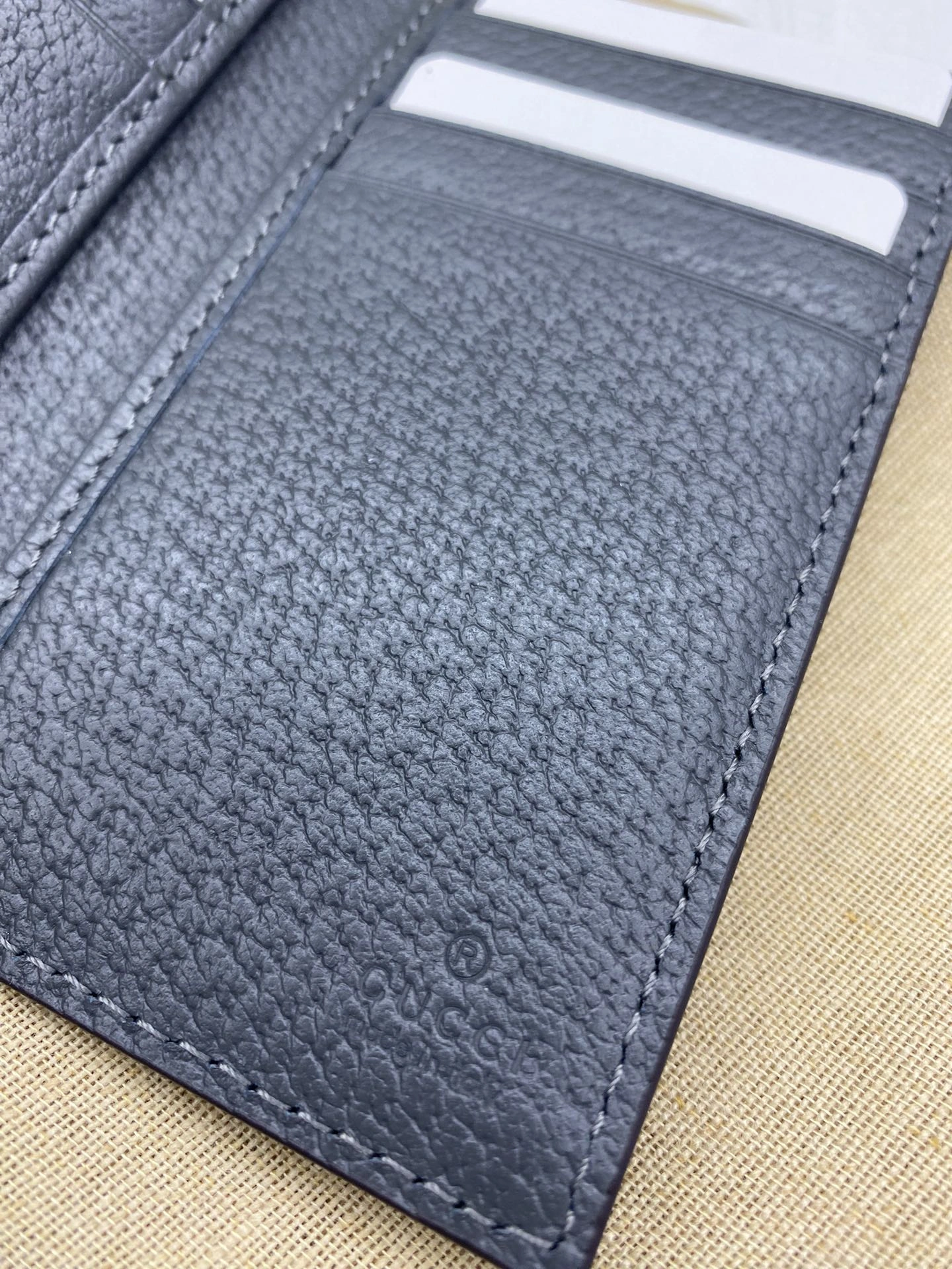 SmoothTexture Gucci Wallets Purse 56879