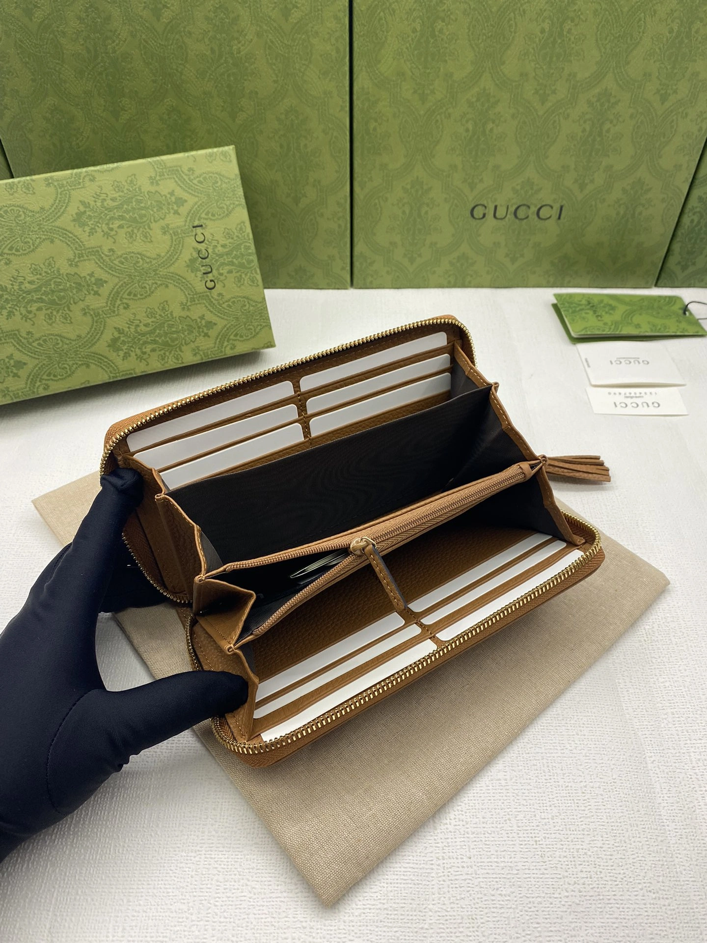 OdorResistant Gucci Wallets Purse 56876
